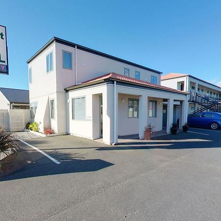 Westport Spa Motel Exterior foto